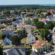 2 Mehrfamilienhäuser auf großem Grundstück zum Verkauf