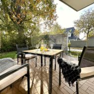 sonnige Terrasse